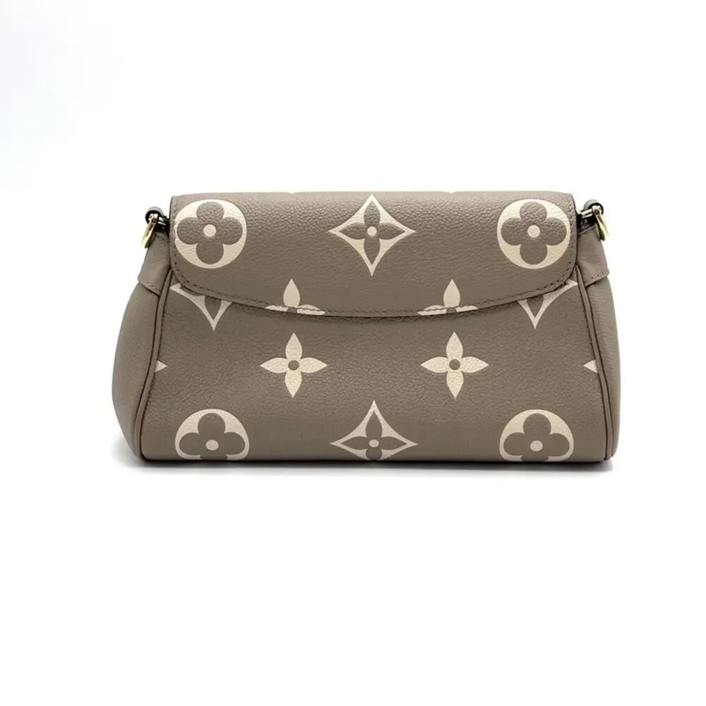 Louis Vuitton Women Pre-Loved Bag Very Good Condition